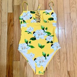 Women’s One piece floral yellow swimsuit size Small